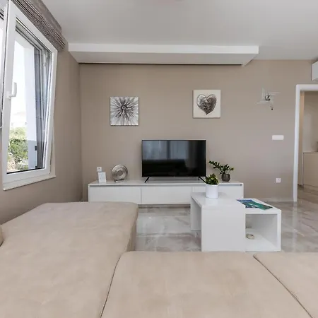 Apartamento Dora Okrug Gornji