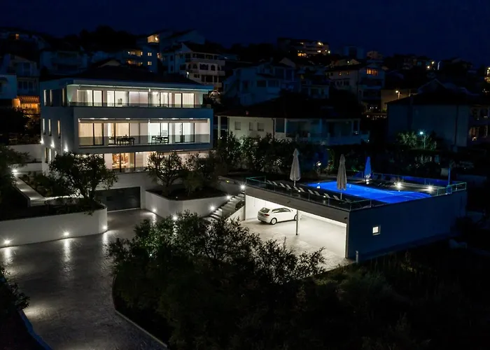 Διαμέρισμα Dora