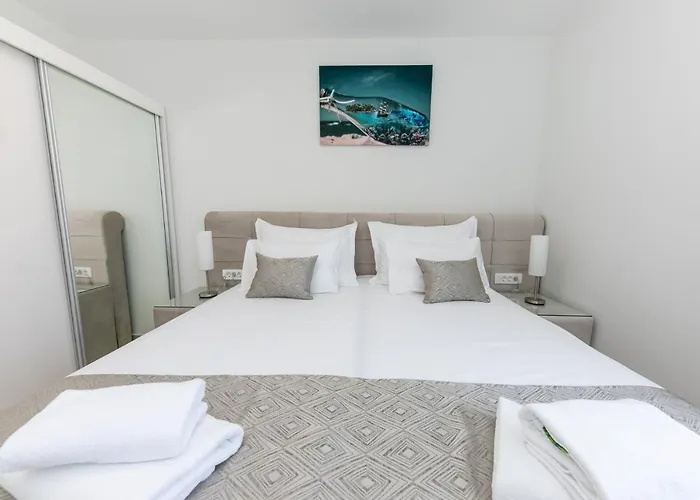 Διαμέρισμα Dora