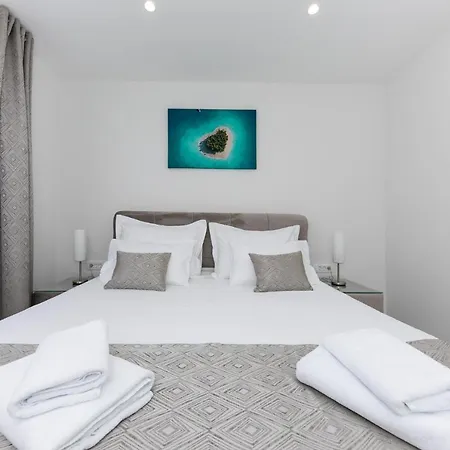 Dora Apartmán