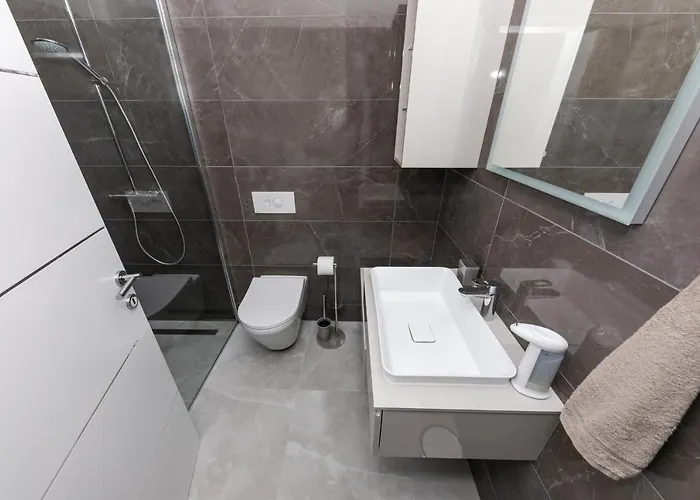 Apartment Dora Okrug Gornji